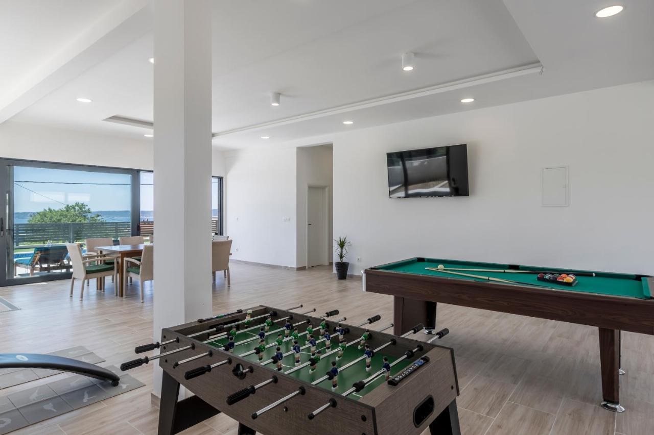 Luxury Villa La Nonna Ana - Heated Pool, Sea View, Near Split Kaštela Екстериор снимка