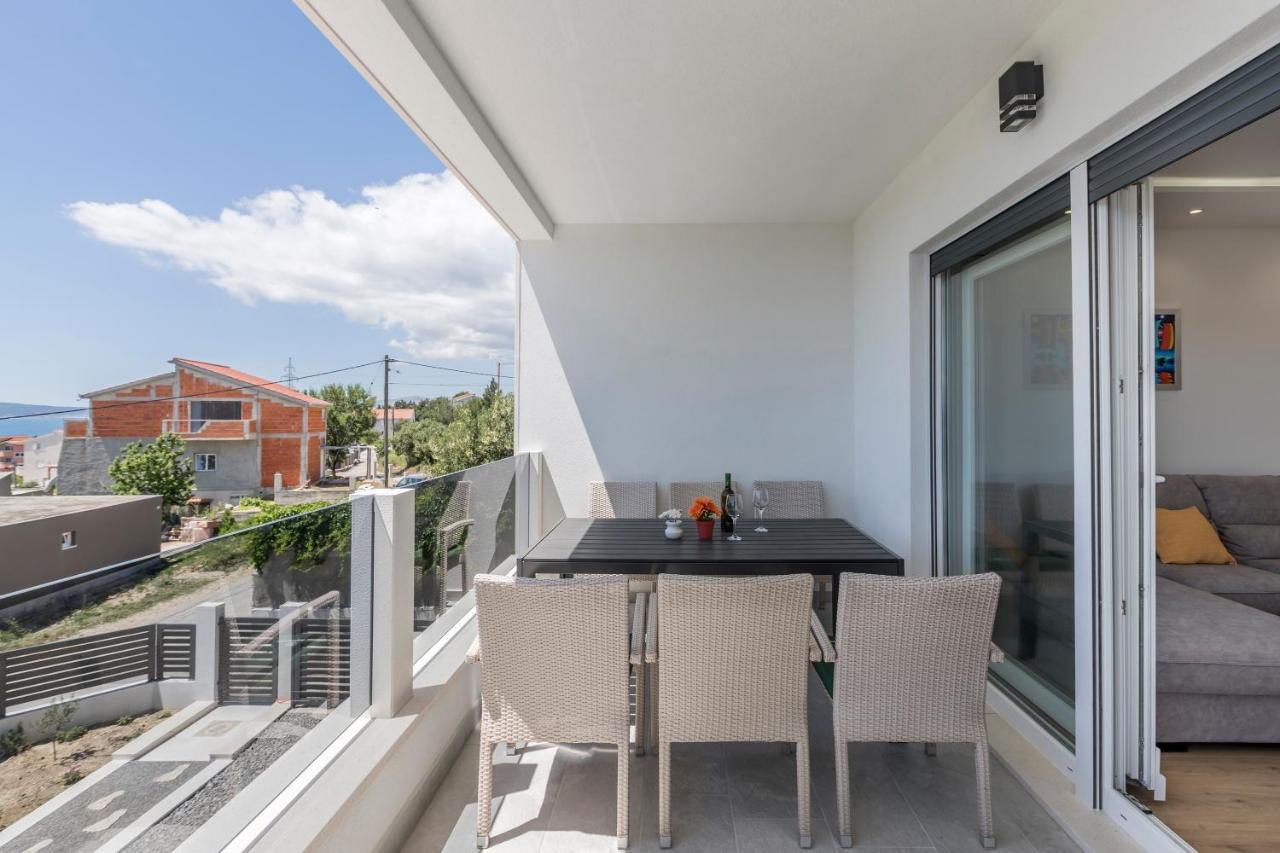 Luxury Villa La Nonna Ana - Heated Pool, Sea View, Near Split Kaštela Екстериор снимка