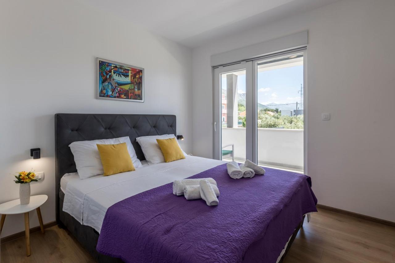 Luxury Villa La Nonna Ana - Heated Pool, Sea View, Near Split Kaštela Екстериор снимка