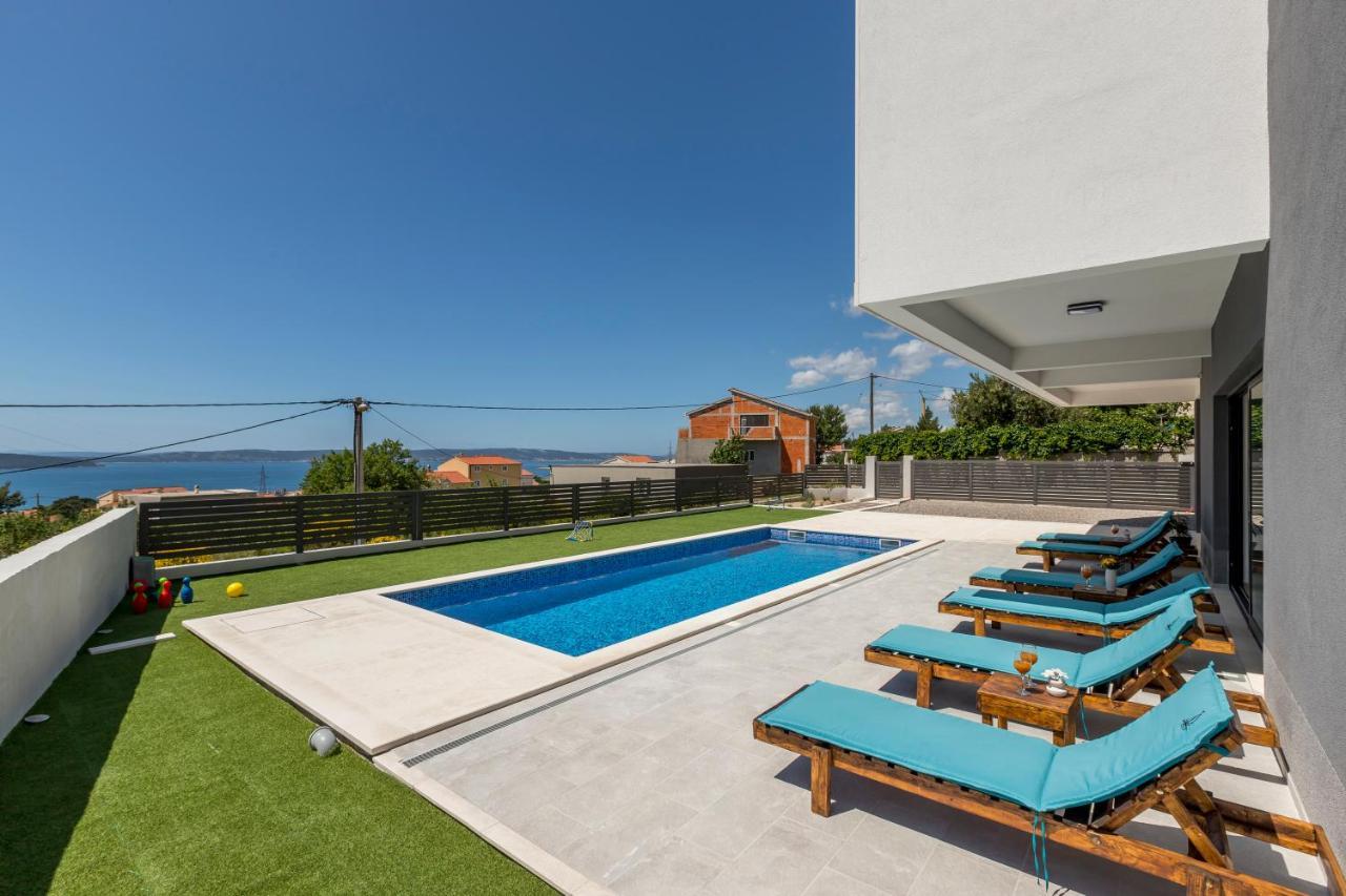 Luxury Villa La Nonna Ana - Heated Pool, Sea View, Near Split Kaštela Екстериор снимка
